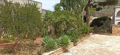 Villa Indipendente Con Patio Giardino E Parcheggio