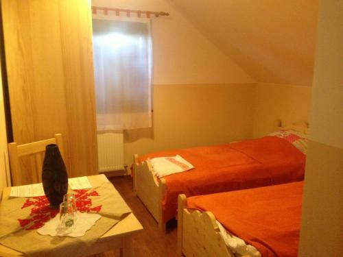 Hostal Eszter Guesthouse