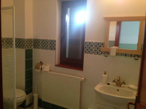 Hostal Eszter Guesthouse