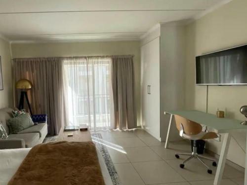 Modern Executive Studio Apartment