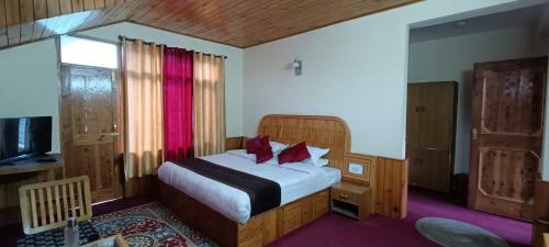 Mountain View Wooden Villa