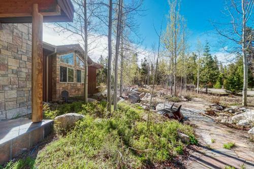 Grand Golf Course Chalet