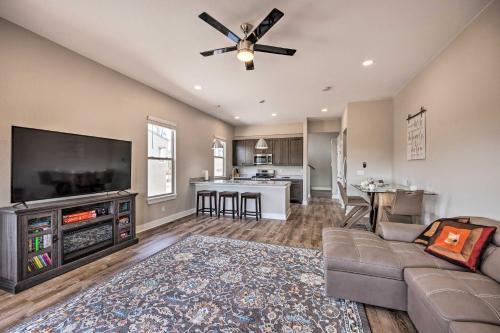 Woodland Park Townhome With Pikes Peak Views!