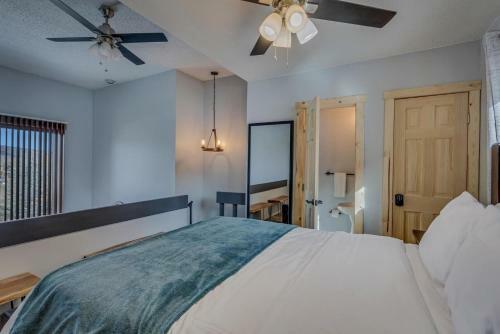 #1035- Cozy 1 Br Condo, Close To Ski Area