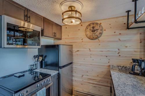 #1035- Cozy 1 Br Condo, Close To Ski Area