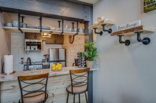 #1035- Cozy 1 Br Condo, Close To Ski Area