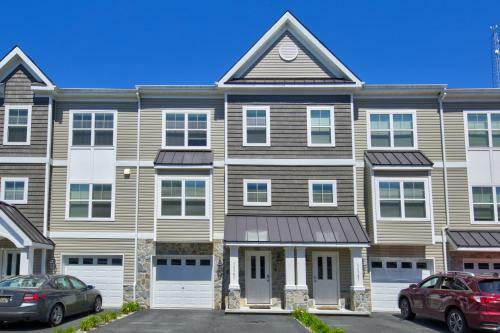 Rehoboth Crossing -- 36985 Turnstone Circle
