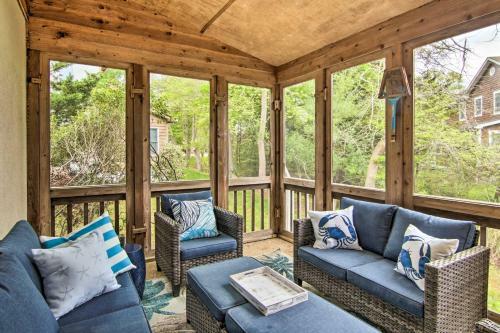 Family Townhome With Pool Access 1 Mi To Beach