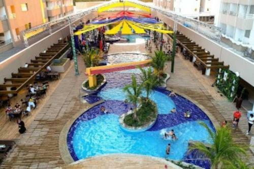 Apartamento No Ol�mpia Park Resort (Melhor Pre�o!)