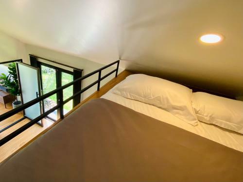 98 Mae Ram Residence