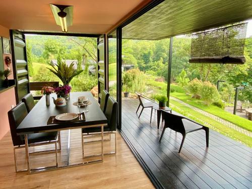98 Mae Ram Residence