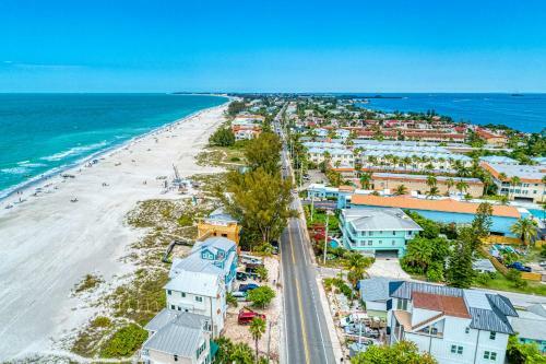 Anna Maria Island Beach Happy-direct Beach Front-1br-1br