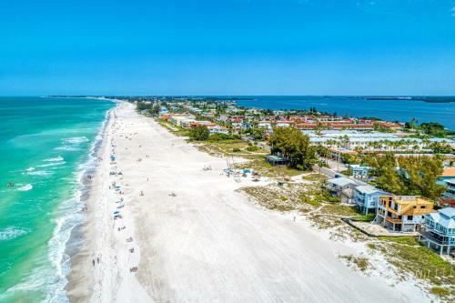 Anna Maria Island Beach Happy-direct Beach Front-1br-1br