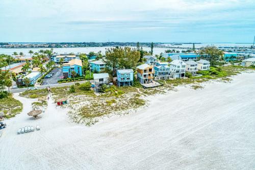 Anna Maria Island Beach Happy-direct Beach Front-1br-1br