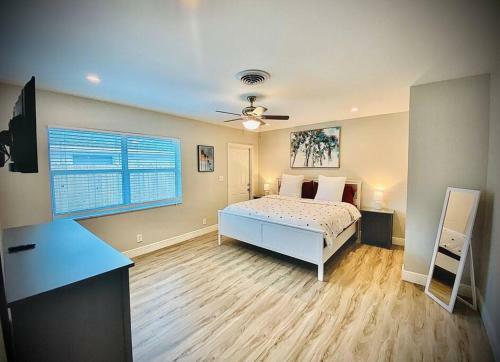 Apartamento Secret Serenity! Roomy! Pool! 5 Min From Beach!