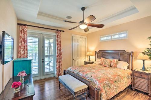 Sunny And Upscale Cape Coral Villa On The Canal