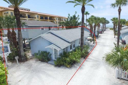 Rita's Beachfront Cottage