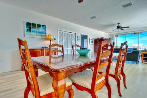 Island Key 305