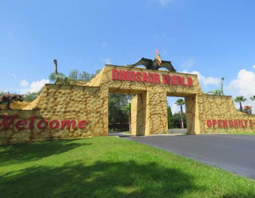 The Sunshine Spacious 4 Bed Vacation Home, Lakeland