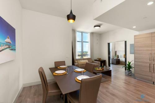 5 Rooftop Pool Balcony With Ocean View Hollywood Beach Broadwalk