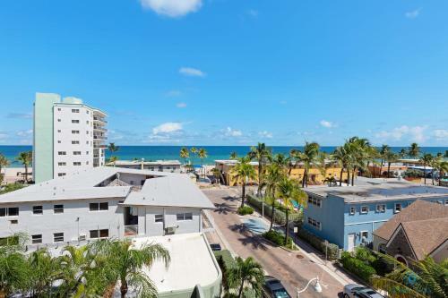 5 Rooftop Pool Balcony With Ocean View Hollywood Beach Broadwalk