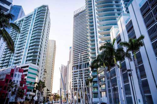 Apartamento 3 Bedroom Apt Bay View Brickell With Free Parking