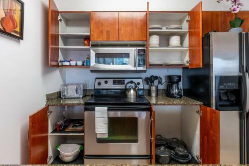 Beautiful 3 Bedroom Apartment In Brickell Miami