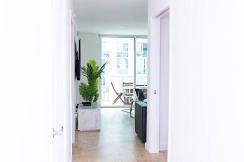 4 Bedroom Apartment In Brickell With Free Parking