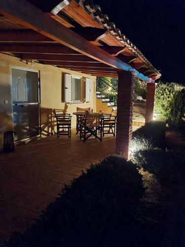 Guesthouse Petrothalassa