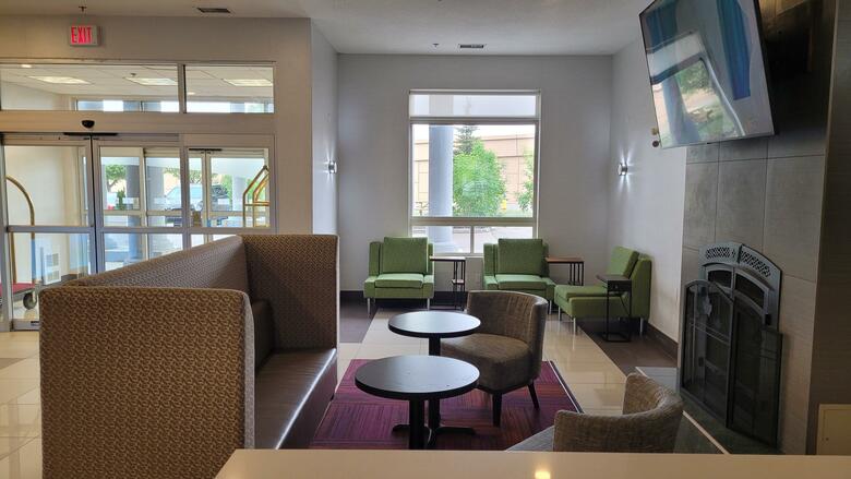 Holiday Inn Express Hotel & Suites-edmonton South