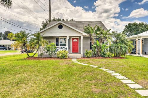 Punta Gorda Home With Lanai Less Than 2 Mi To Downtown!