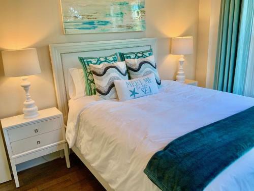 Whitebird 30a