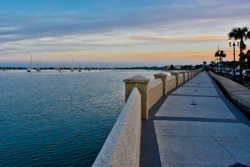 Vilano Cottage Unit B