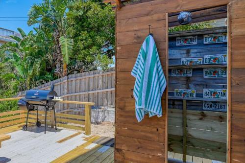 Butler Beach Bungalow