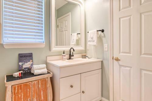 Butler Beach Bungalow