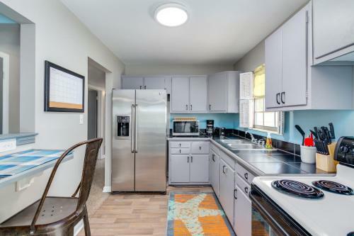 Charming Cozy Cottage In South Tampa