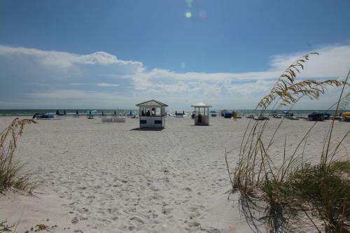 Gulf Strand Resort 208