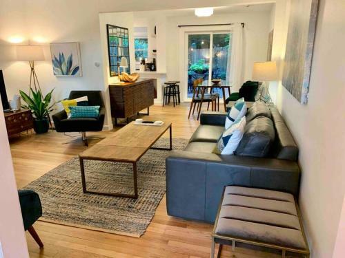 Midtown Atlanta Townhome - Walk To Attractions