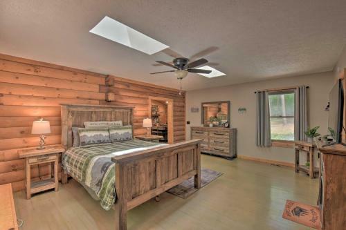Cozy Blairsville Cabin With Blue Mountain Views