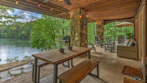 Lakeshore Lodge By Escape To Blue Ridge