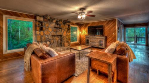 Lakeshore Lodge By Escape To Blue Ridge