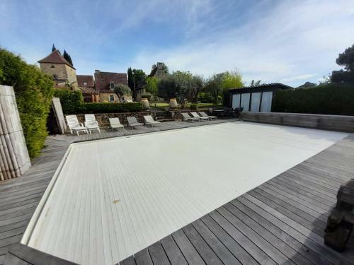 La Grange � Baran - Propri�t� de Charme Avec Piscine