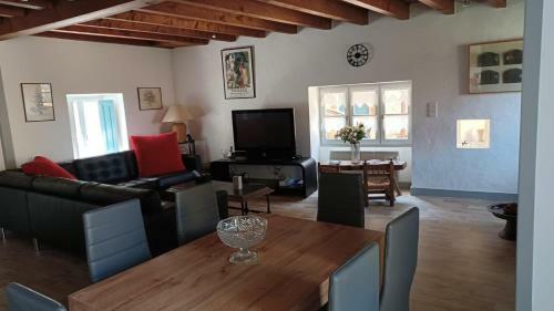 La Grange � Baran - Propri�t� de Charme Avec Piscine