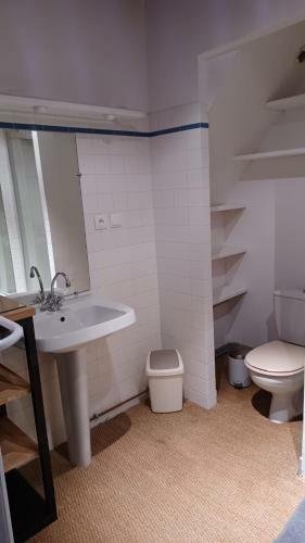 La Grange � Baran - Propri�t� de Charme Avec Piscine