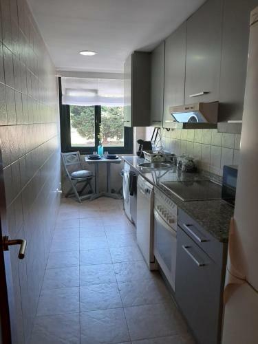 Apartamento El �eru. En Zona Verde Y Junto Al Mar.