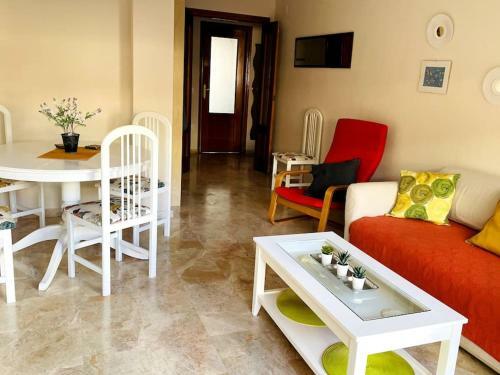 Apartamento Junto A La Playa En Fuengirola Sol