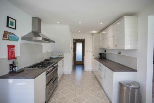 Devon Beach House *perfect For Family & Friends*