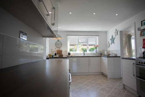 Devon Beach House *perfect For Family & Friends*