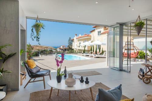 Sea View Villa With Pool Close To The Beach