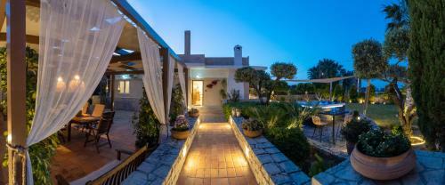 Green Acre Villa